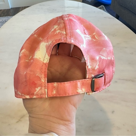 Minnesota Twins Women's Pink and White Camo Swirl Baseball‎ Cap Hat Adjustable - Picture 2 of 5